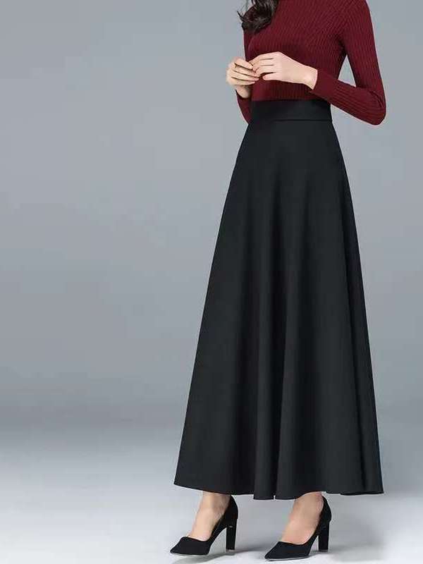 A-Line Skirt Midi - Saia Midi Elegante Preta em A