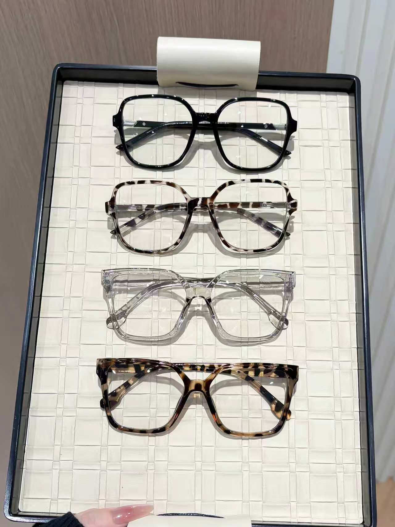 Women'S Fashion Reading Glasses - Óculos transparentes geométricos grossos com moldura