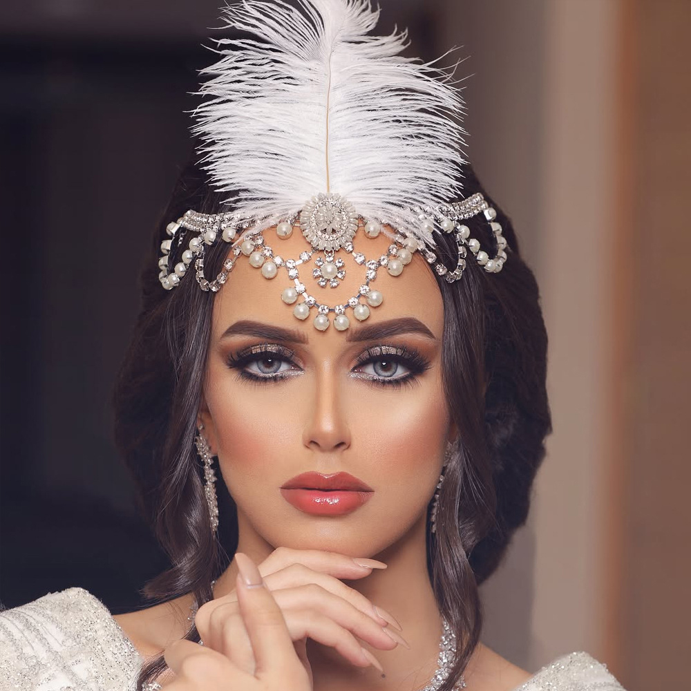 Women'S Fashion In 1920 - Tiara Vintage Branca com Penas para