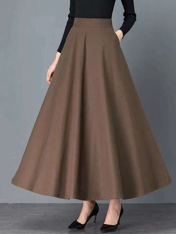 Saia Midi Elegante Preta em A  - A-Line Skirt Midi avaliação e preço